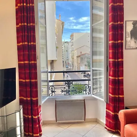 Apartment Vue Mer, Proche Croisette Et Palais Des Festivals *