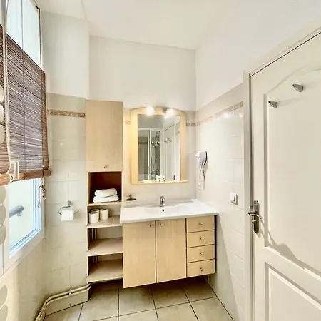 Vue Mer, Proche Croisette Et Palais Des Festivals Appartement *